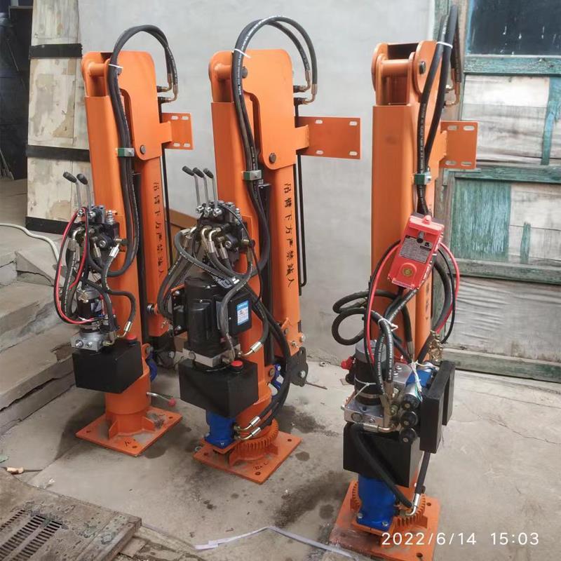 吐鲁番市重汽蓝牌随车吊 3.2吨 国六动力强 液压驱动 农用自卸起重机